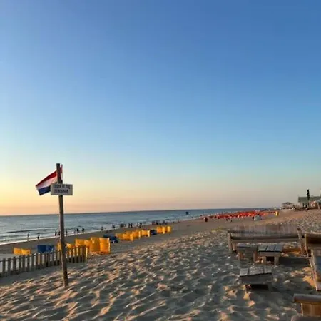 Aan Zee Bis 4 Personen 2 Hunde 300m Strand 아파트